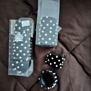 Audrey Black 8 Napkin Holders